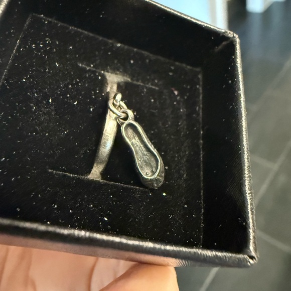 Retired James Avery Ballet Slipper Charm Ring- rare! - Picture 10 of 10